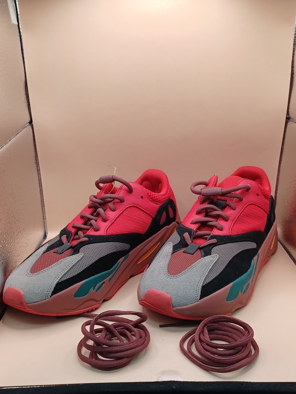 Adidas X Yeezy Boost 700 Hi-Res Red Shoe Men Size 12 US HQ6970